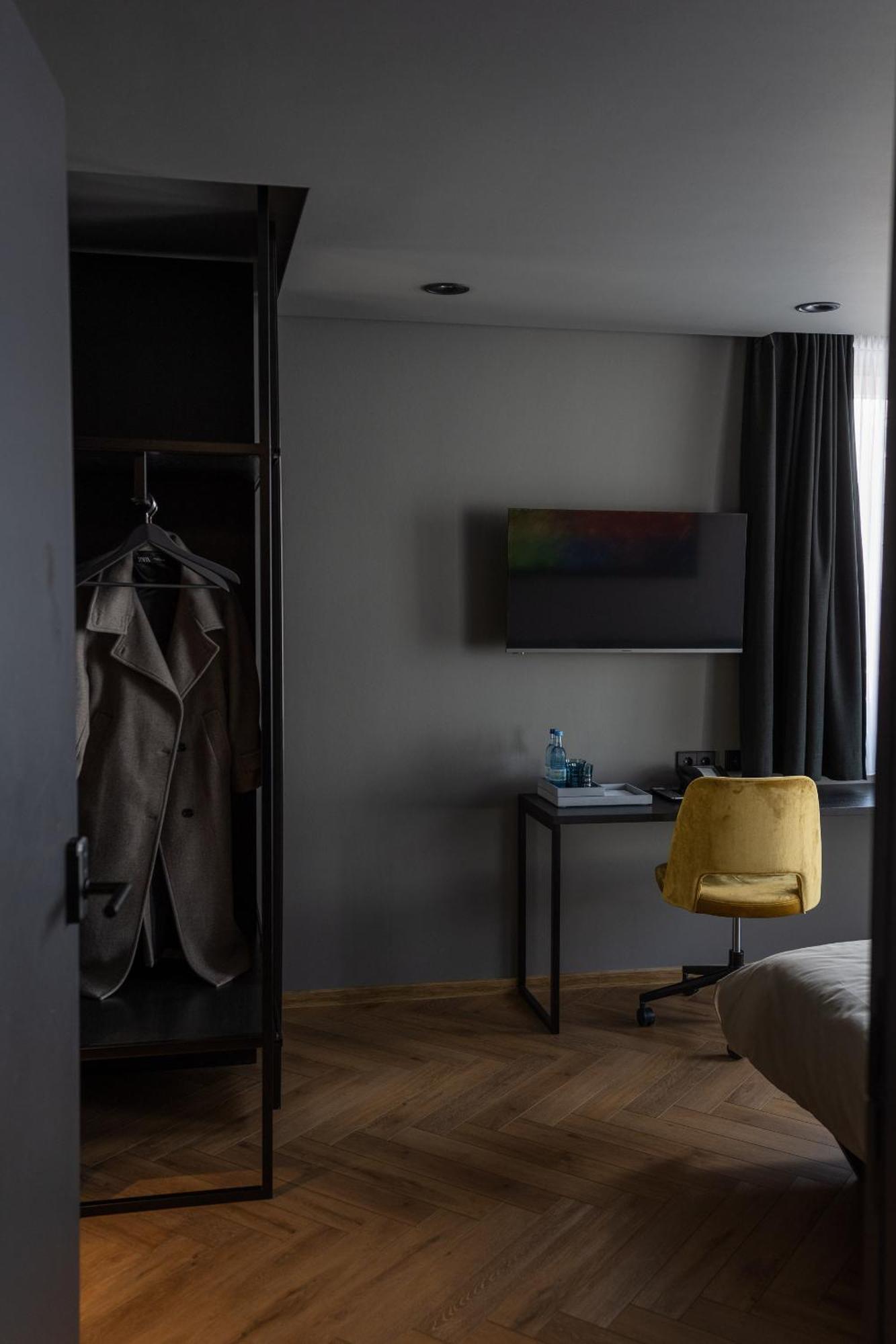 Hotel Nice Laupheim Exteriör bild