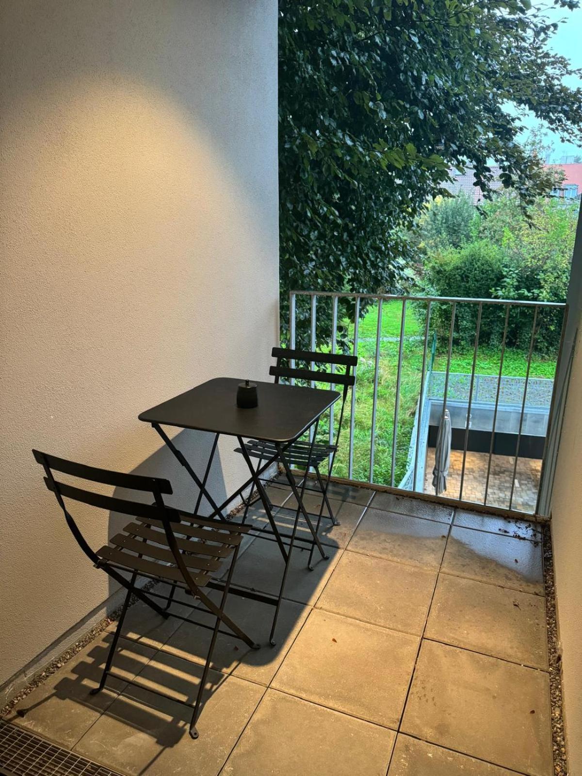 Hotel Nice Laupheim Exteriör bild